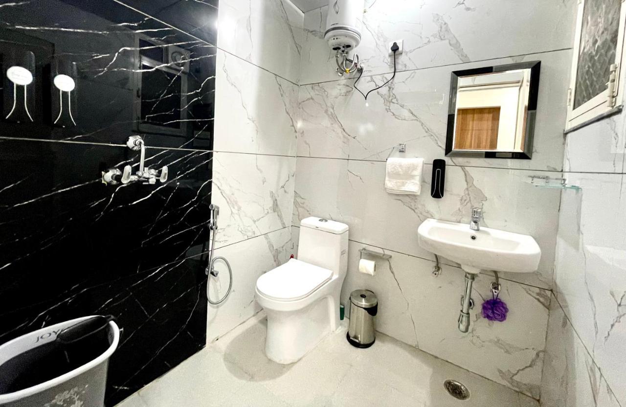 3Bhk Airport Vista Apartment - Entire Apartment Divisione di Divisione di Jaipur Esterno foto
